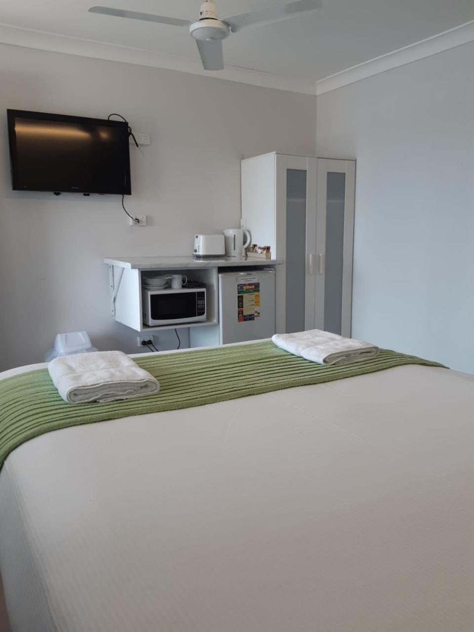 Econo Lodge Chaparral Motel Балліна Екстер'єр фото